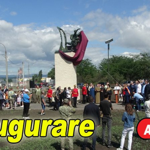 Aplauze la dezvelirea monumentului de la Maracineni