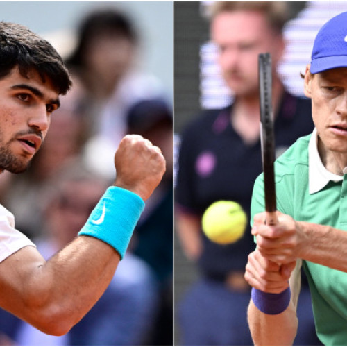 Jannik Sinner și Carlos Alcaraz vor juca duminică în finala de la Roland Garros, într-un meci foarte așteptat, între primii doi jucători ai lumii. Este prima finală de grand slam în care cei doi se întâlnesc față în față, după ce Alcaraz a câștigat ultima confruntare, din turneul de la Roma.