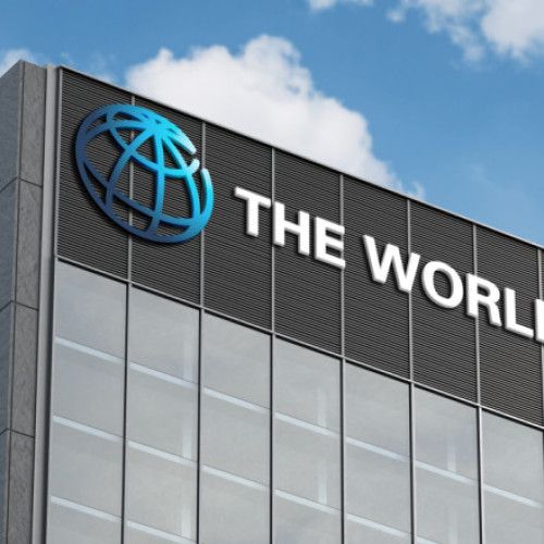 Economia României va crește cu 1,3% în acest an, arată cel mai recent raport al Băncii Mondiale, intitulat „Perspectivele economice globale”, publicat recent. În luna ianuarie, estimările pentru 2023 indicau o creștere de 2,1%, dar aceste cifre au fost revizuite în scădere, potrivit raportului.