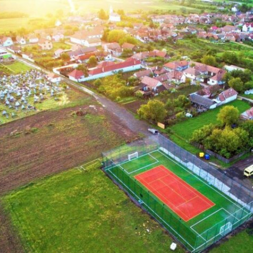 Terenul de sport, dispensarul și târgul zonal în proiect integrat pentru Cislău