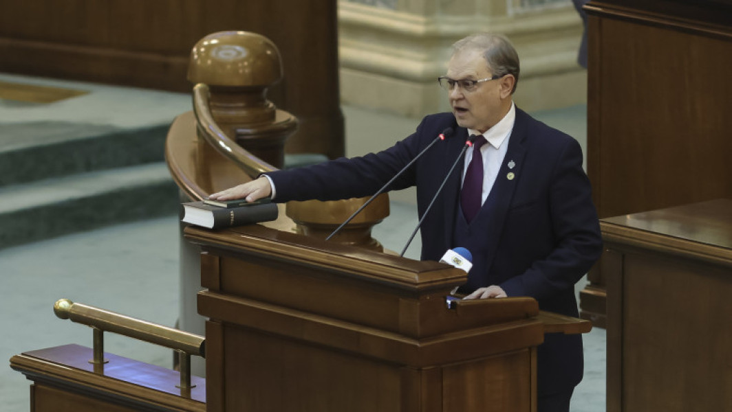 Dîrlău acuză Uniunea Europeană de promovarea imigrației și a metisării rasiale