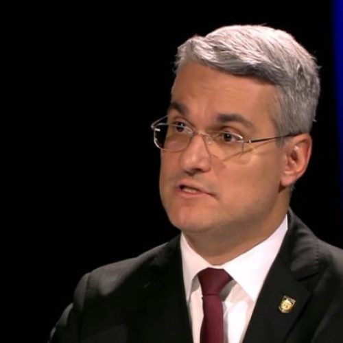 Carduri sociale pentru alimente în 2025 în două tranșe de 125 lei