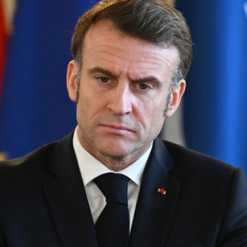 Franța intră într-o nouă criză politică după înfrângerea lui Bayrou