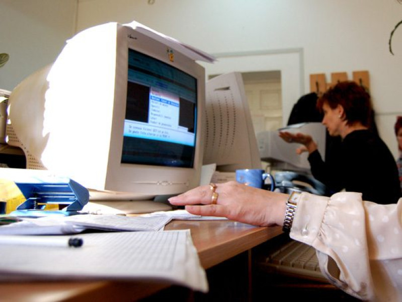 Cum ar putea scăpa un proiect al social-democraților de concediere o parte a funcționarilor din primăriile buzoiene
