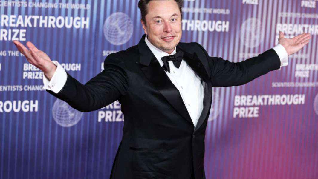 Musk și Ellison, în cursă pentru cea mai mare avere globală, după creșterea Oracle