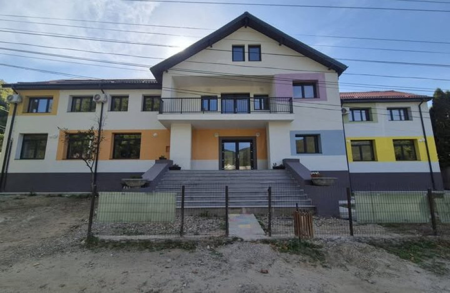 Fostul primar Micleru, acuzat de delapidare, proiect în Gura Teghii