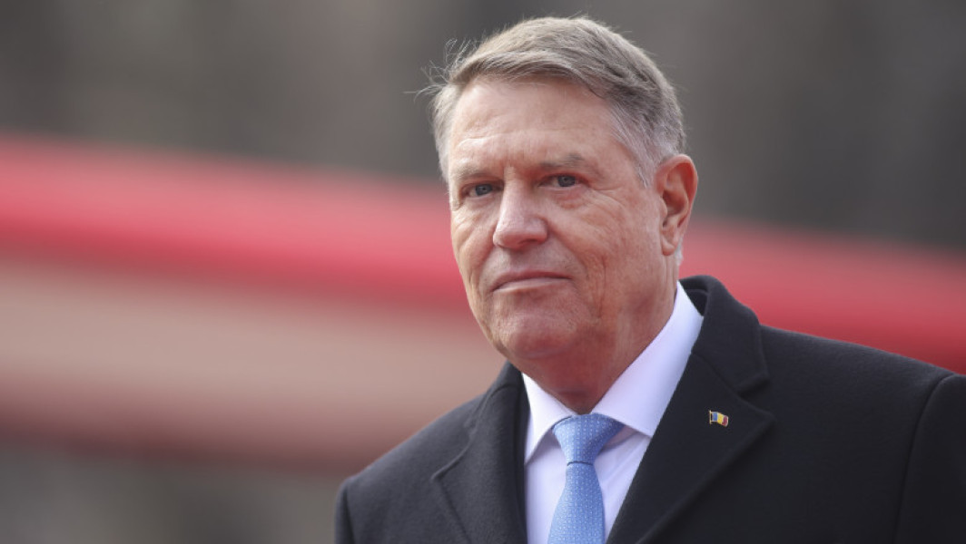 ANAF cere fostului președinte Iohannis predarea unui imobil și plata datoriilor