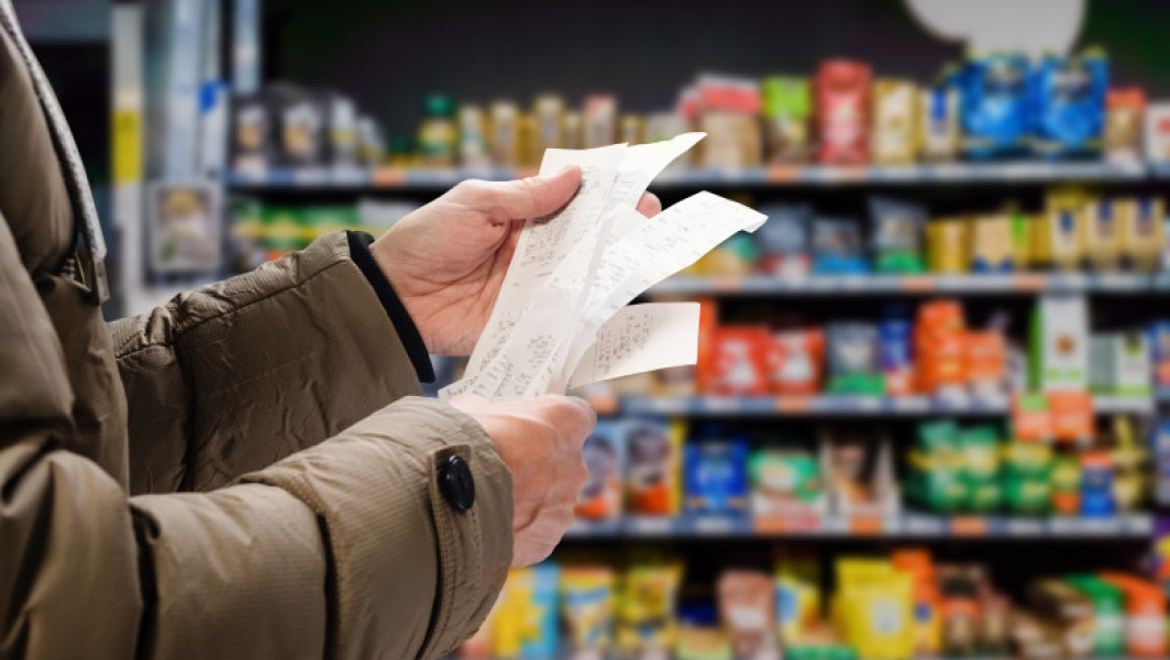 Prețurile alimentelor de bază au crescut moderat în august față de iunie