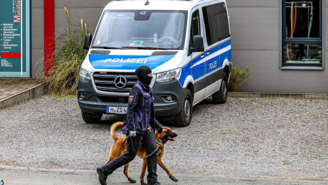 Poliţia germană a confiscat arme în percheziţii la o grupare de extremă dreapta