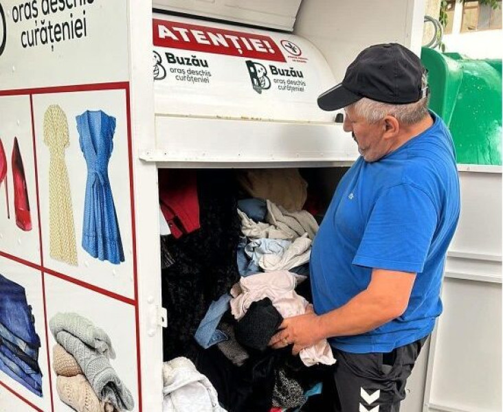 Consiliile județene implementează colectarea separată a deșeurilor textile